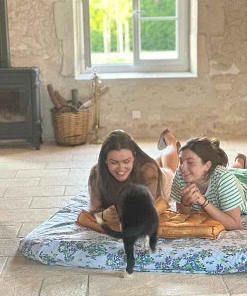 surf-camp-royan-la-pacha-salle-commune